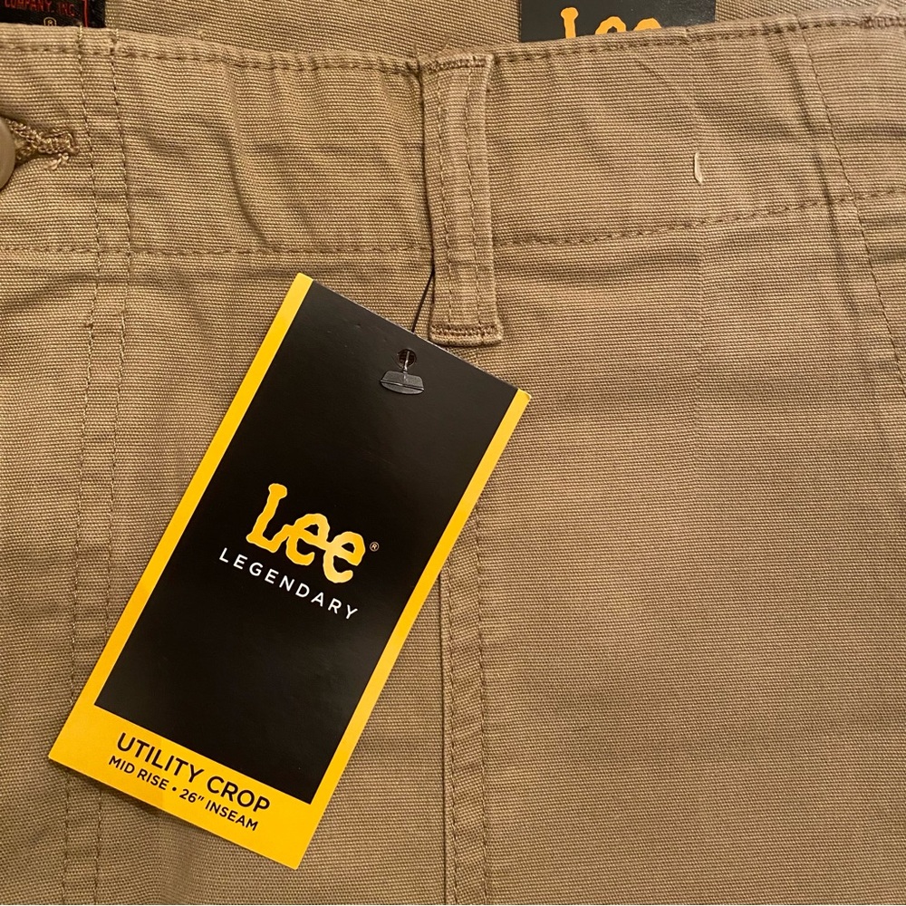 NWT Lee Women’s Legendary 26” Utility Crop Pant - Picture 9 of 11